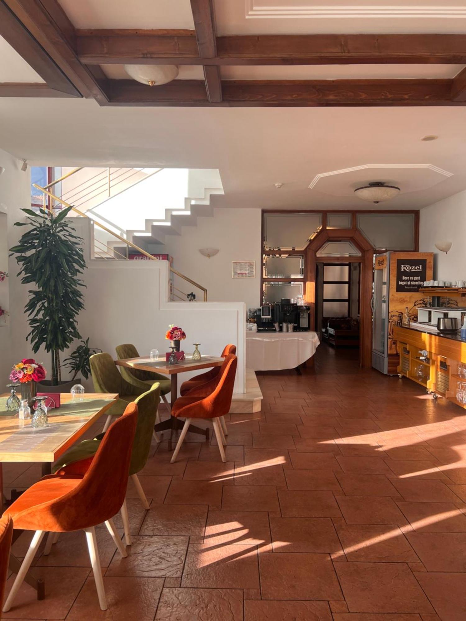 Отель Casa Jasmine Брашов Экстерьер фото